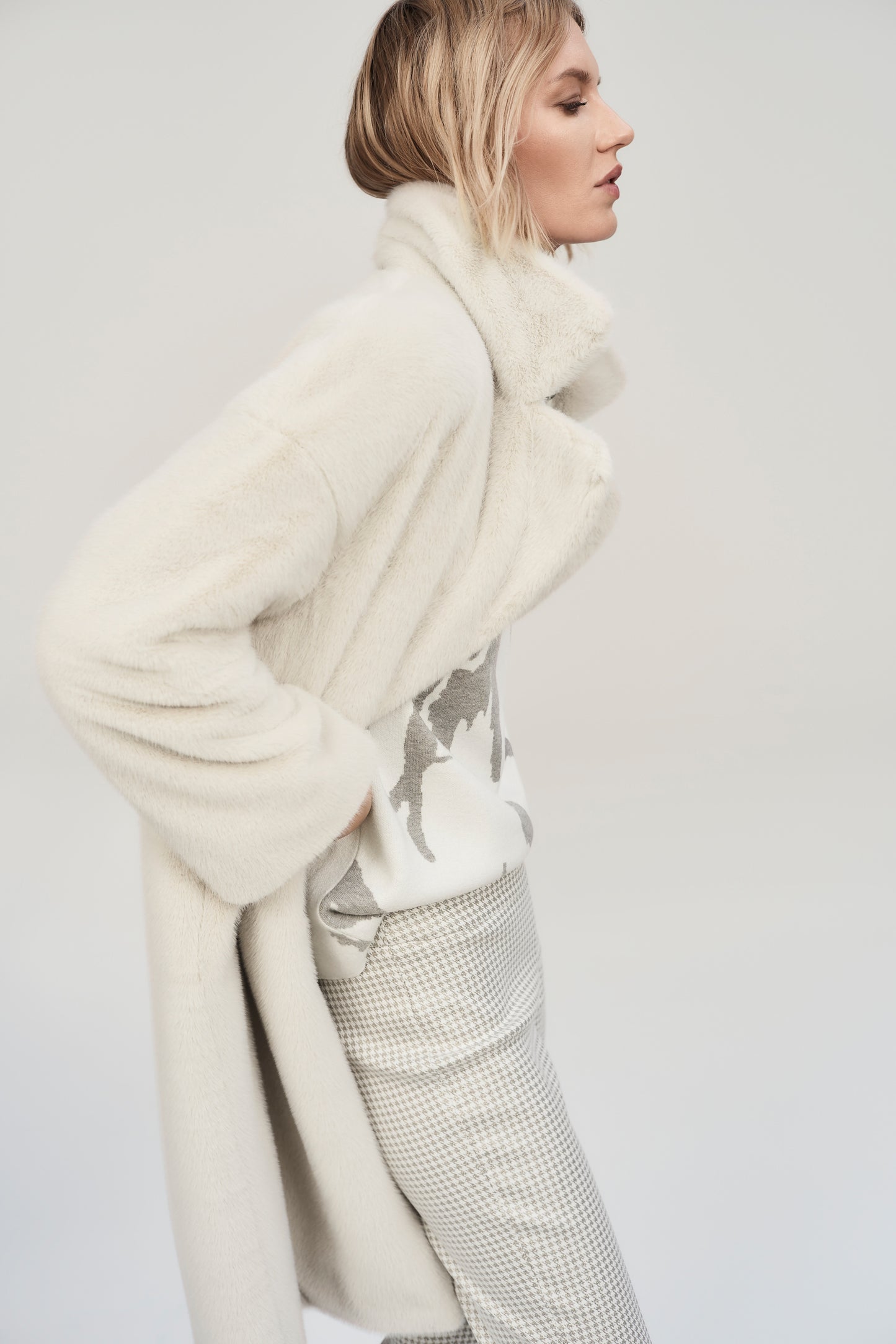 Joseph Ribkoff - Cappotto Faux Fur Crema - 243902