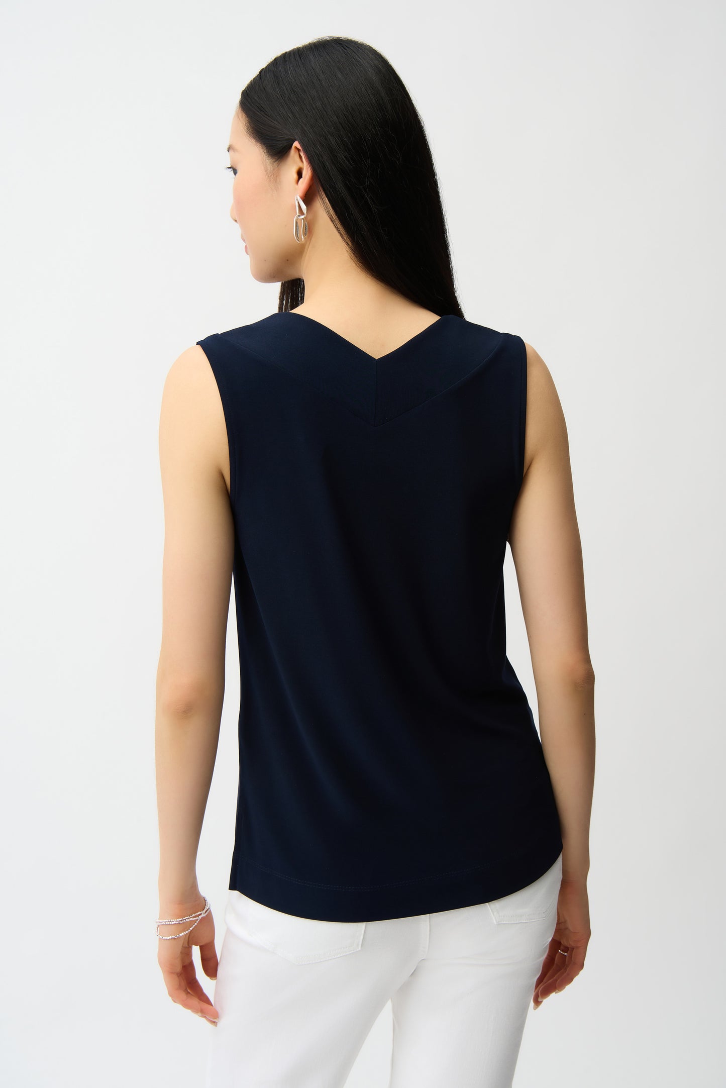 Joseph Ribkoff - Top Elegante Senza Maniche con Scollo a V - 241239