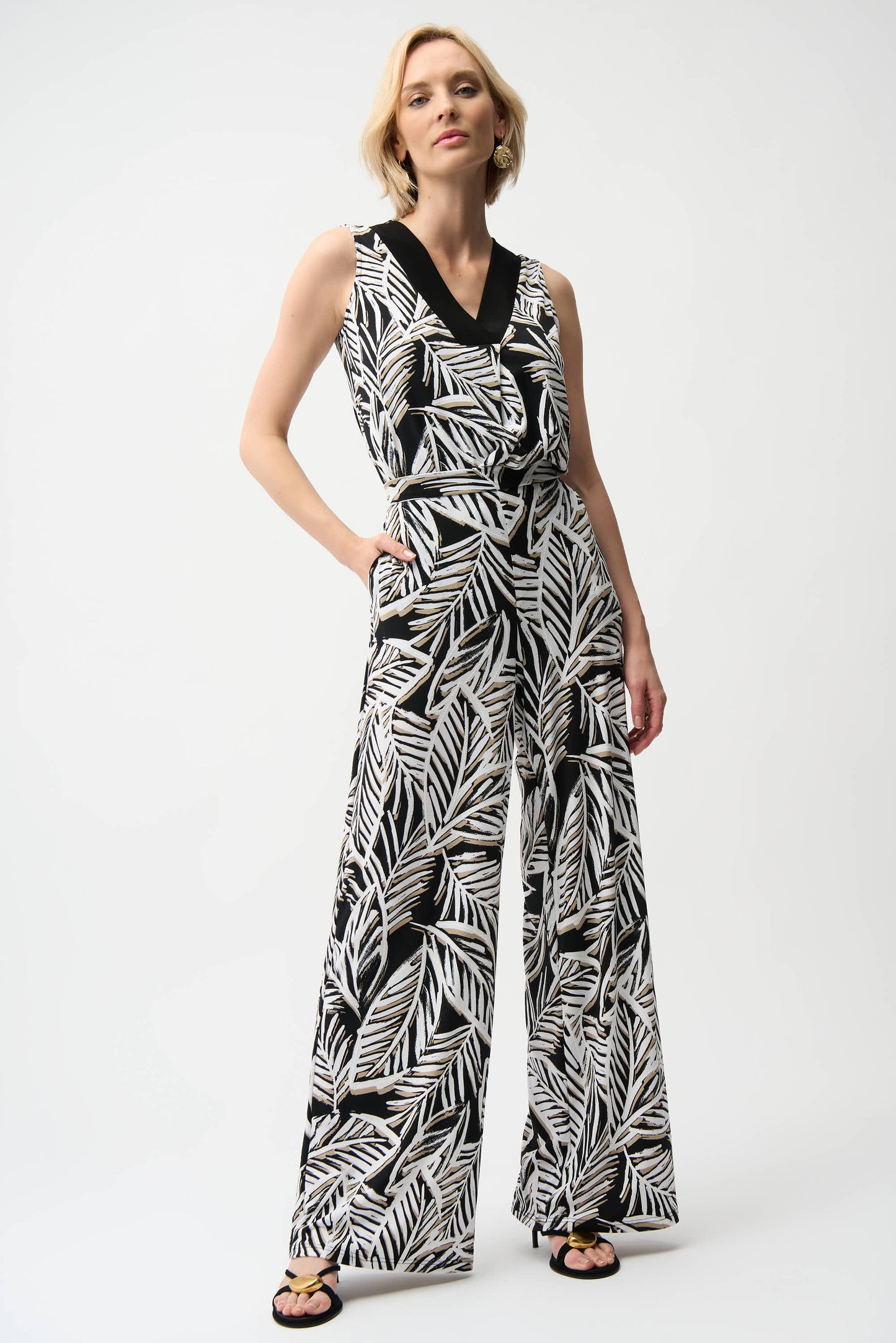 Joseph Ribkoff 261158 Pantaloni pull-on a gamba larga in maglia effetto seta con stampa tropicale
