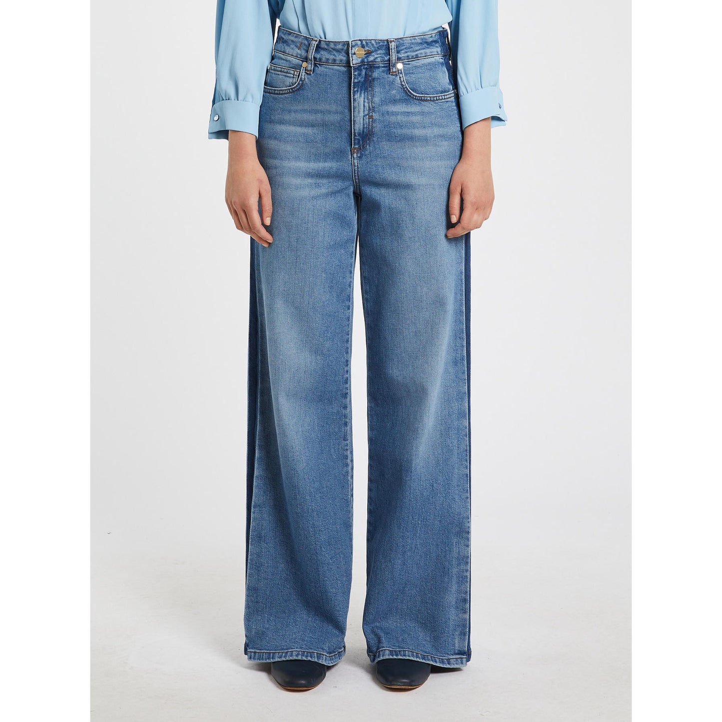 i BLUES 1 NINAPOWER 001