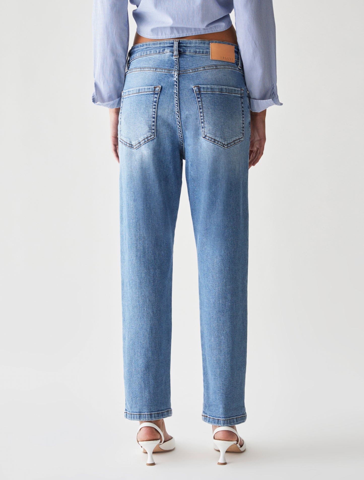 i BLUES 1 GALENA 001